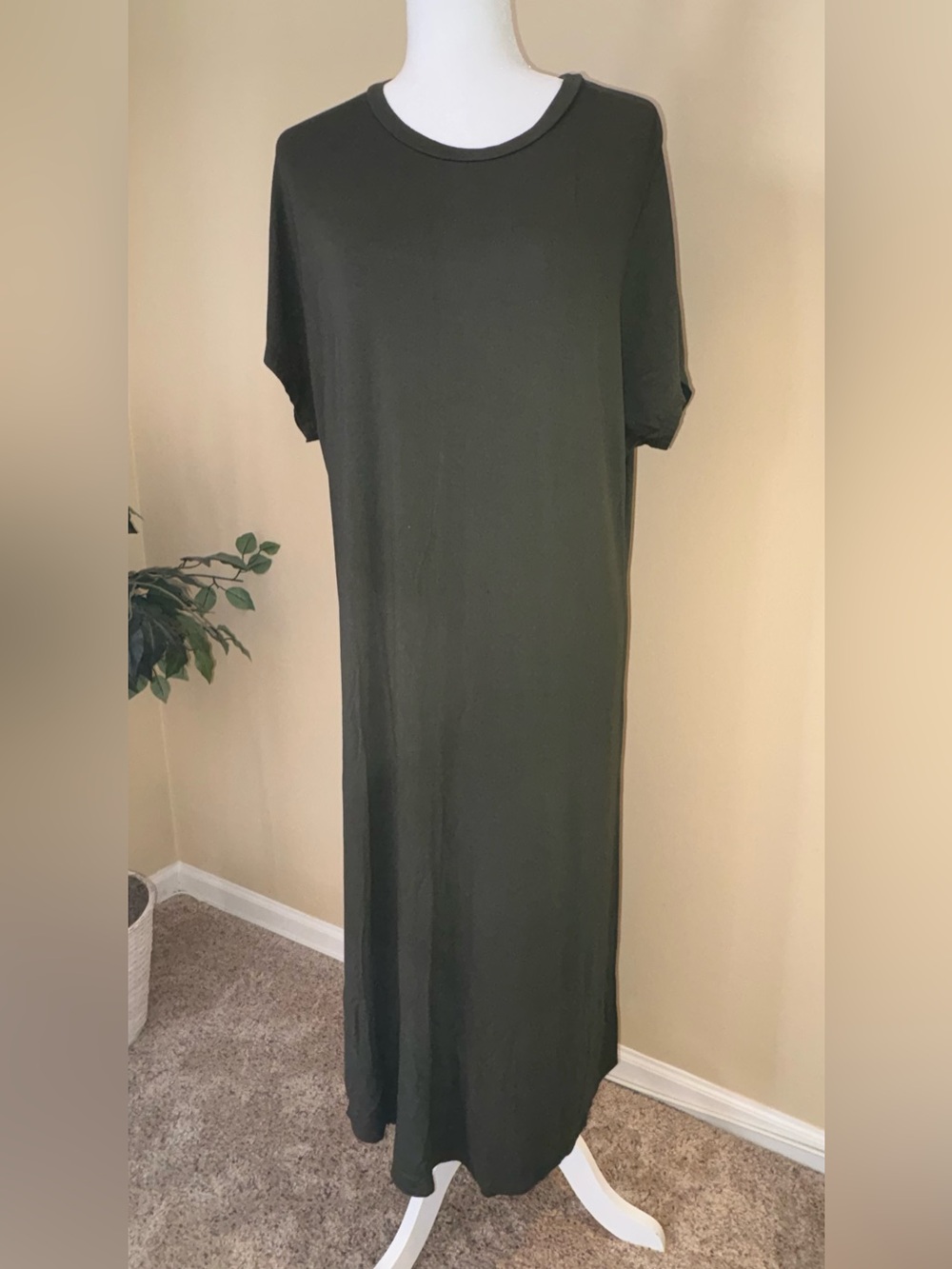 EUC Maxi Shirt Dress, T-Shirt-Like Material, Dress it Up or Down
